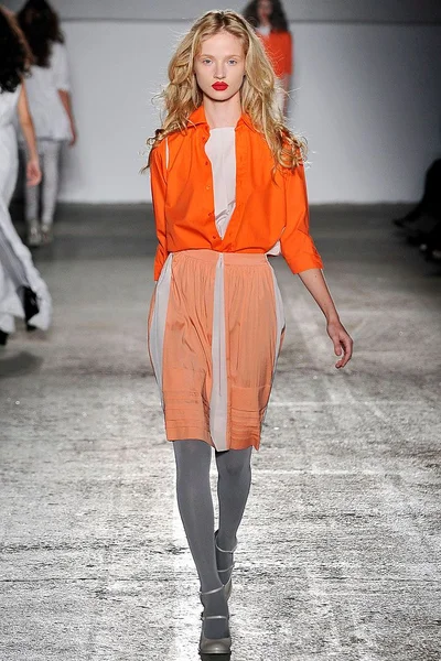 Look 26